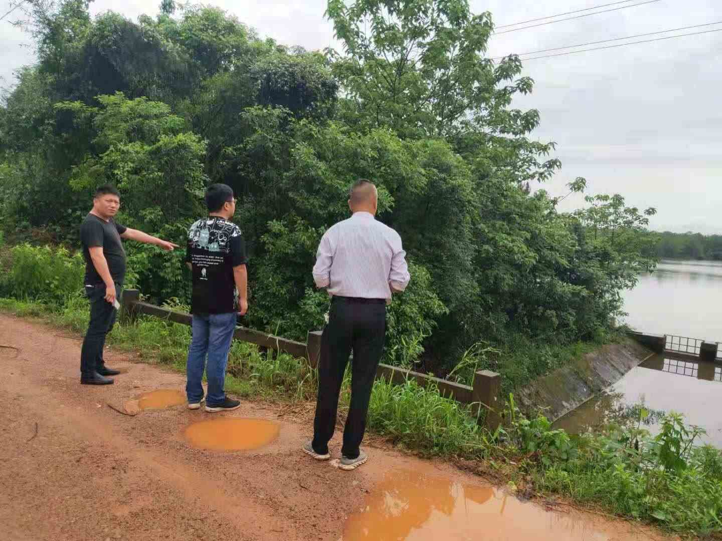 敖阳街道：加强汛期巡查 确保安全度汛