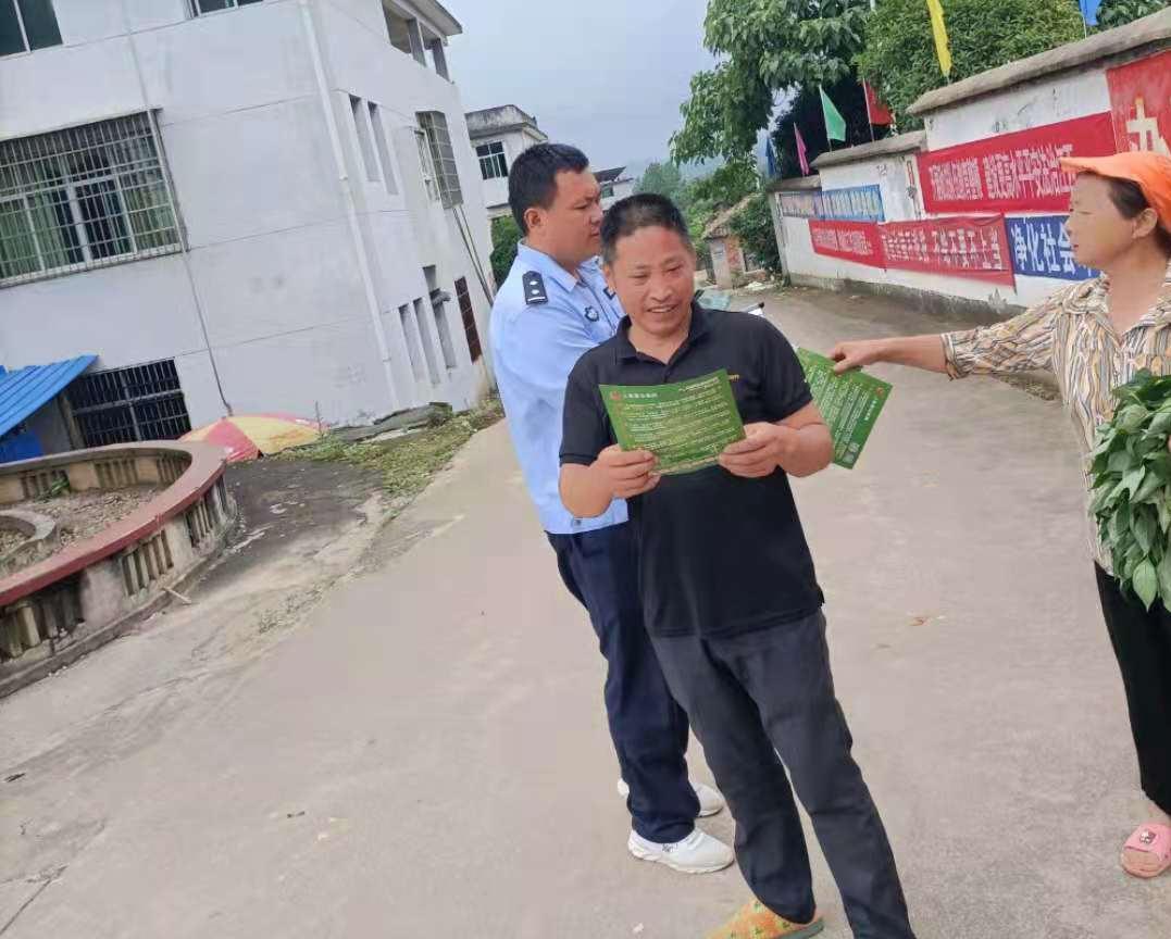 敖山镇：积极开展反电信诈骗宣传活动